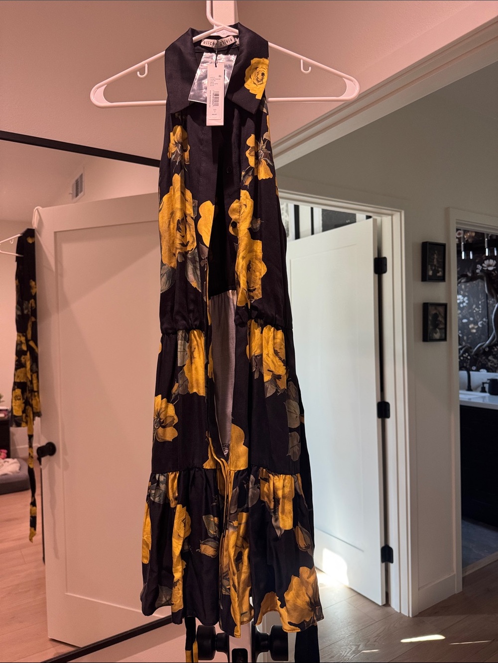Alice and Olivia Miranda mini dress 2 - Picture 4 of 5